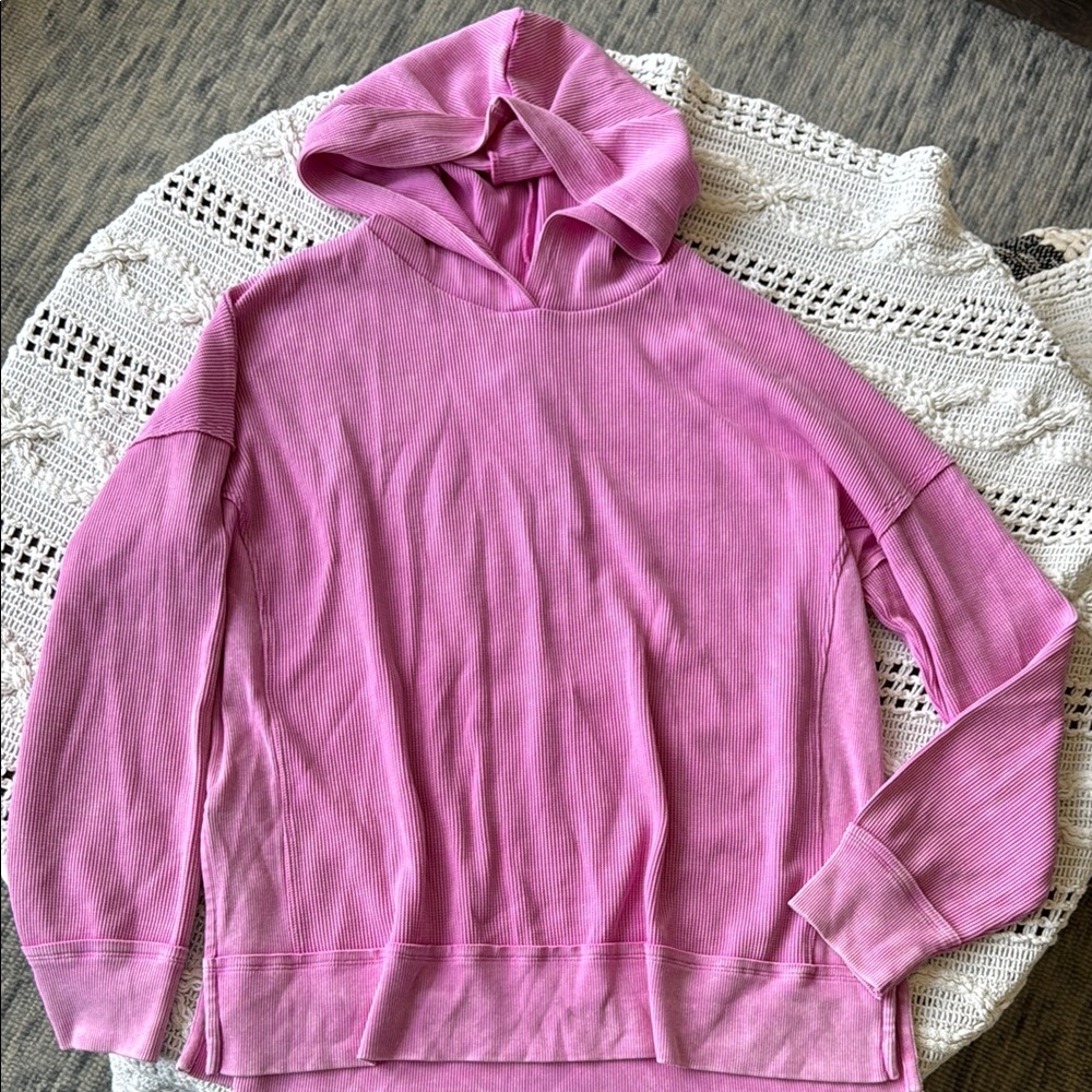 Te Verde Pink Hoodie Cozy Sweatshirt